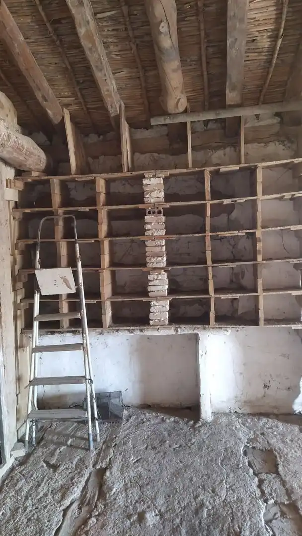 Houses for sale in Mahora  with Terrace and Storage room