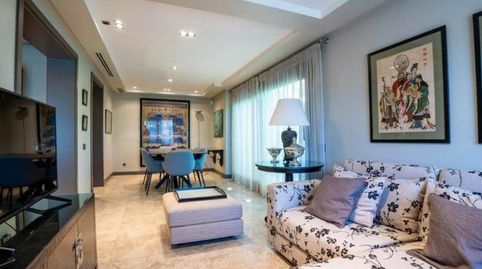 Foto 3 de Casa o chalet de alquiler en Centro, Estepona