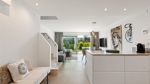Foto 3 de Casa adosada en venta en Estepona Golf, Estepona