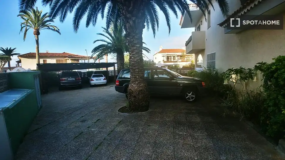 Habitación en San Antonio - Las Arenas