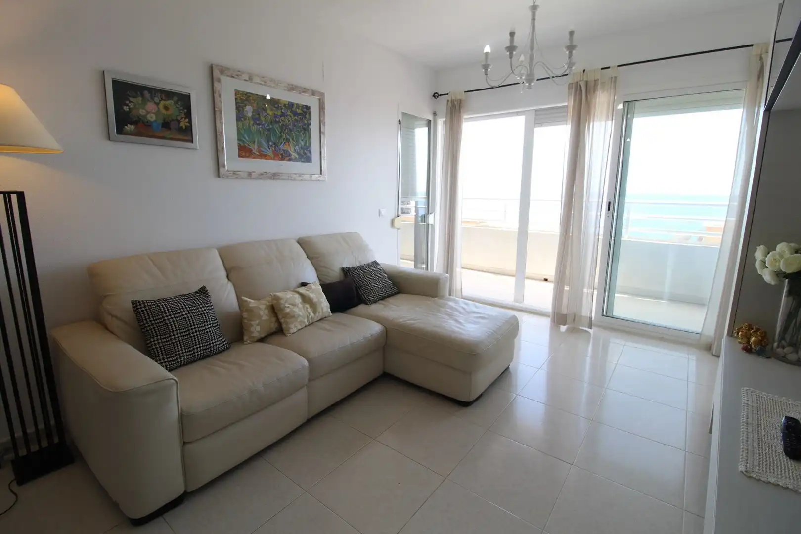 Wohnzimmer von Wohnungen zum Verkauf in Calpe / Calp mit Terrasse, Abstellraum und Gemeinschaftspool