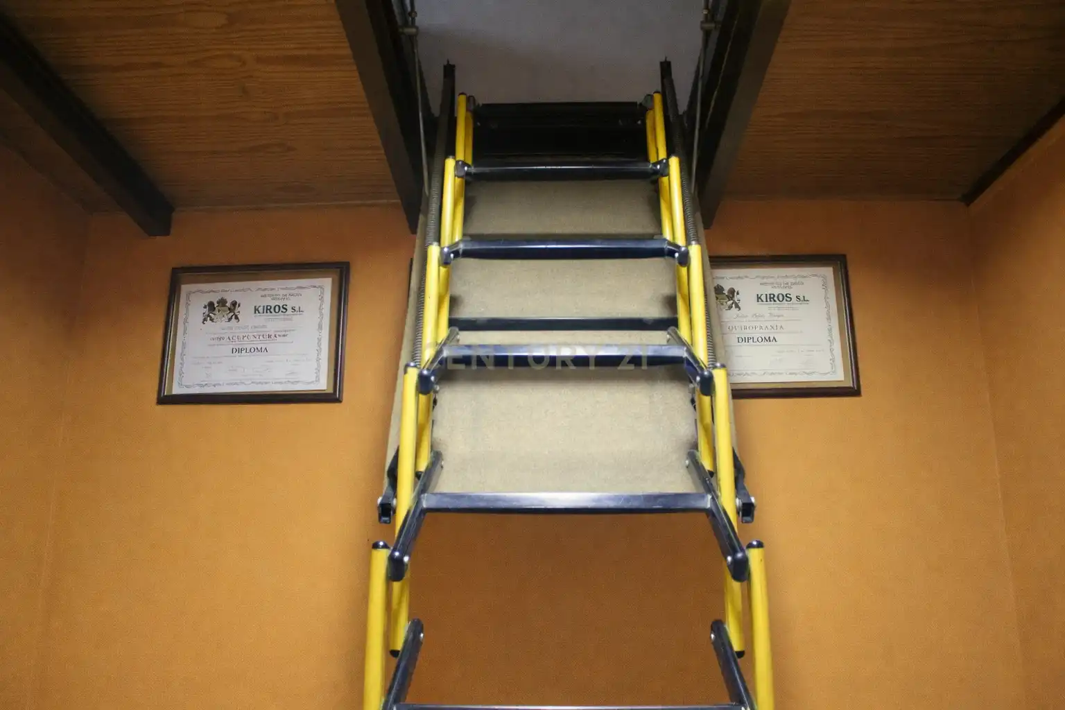 Geschaftsraum zum Verkauf in Cáceres mit Klimaanlage
