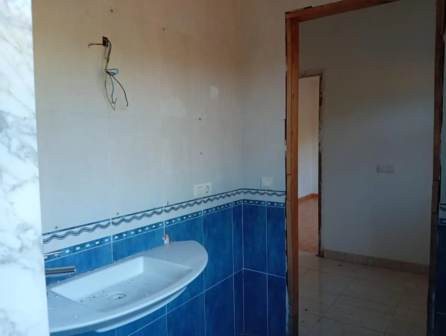 Bany de Casa o xalet en venda en Outeiro de Rei amb Jardí privat
