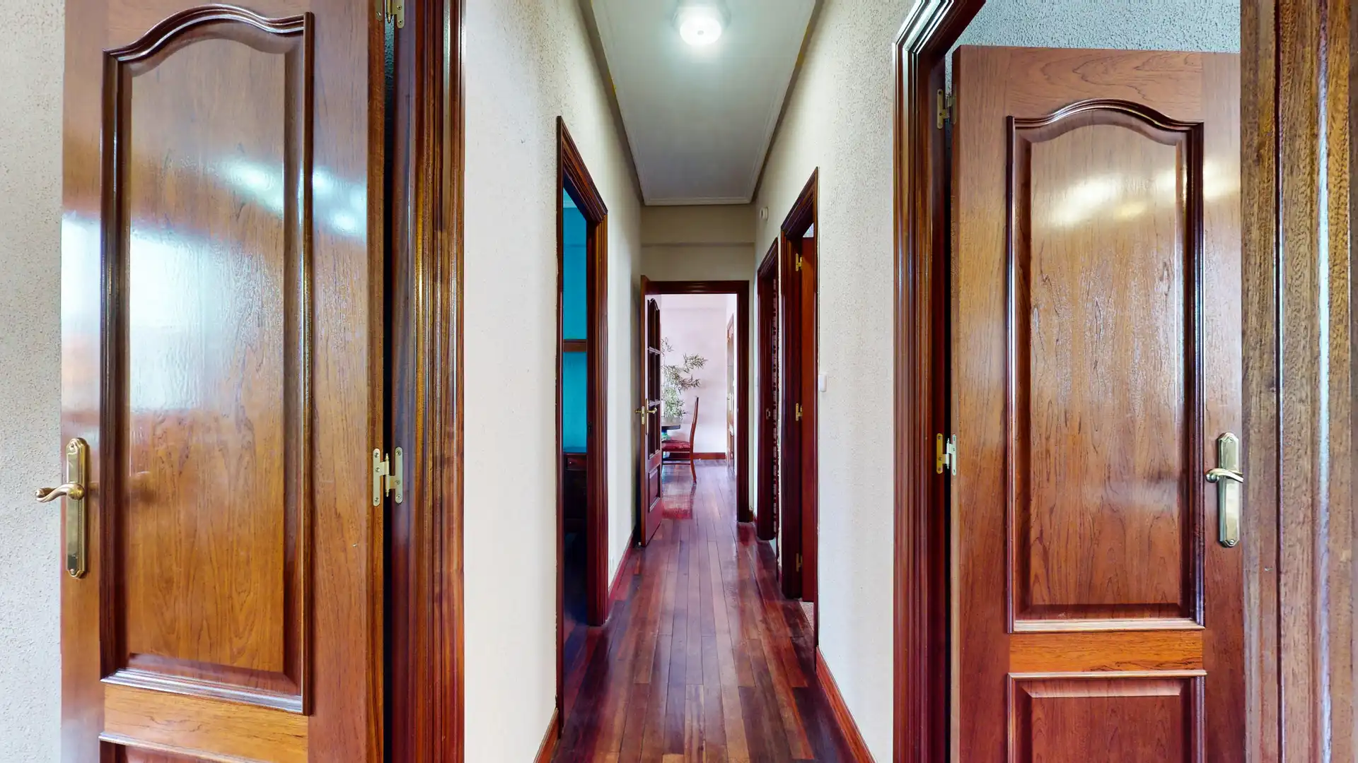 Piso en venta en Bilbao  con Balcón