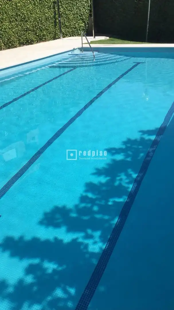 Piscina de Casa o chalet en venta en Las Rozas de Madrid con Jardín privado, Terraza y Trastero