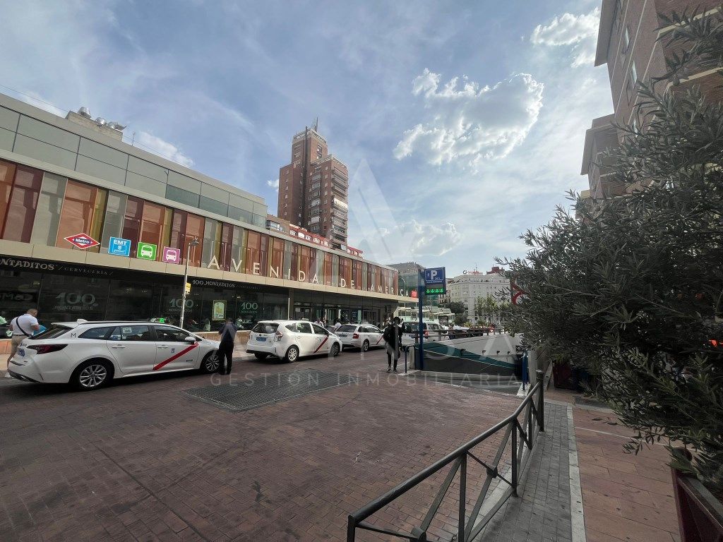 Exterior view of Flat for sale in  Madrid Capital