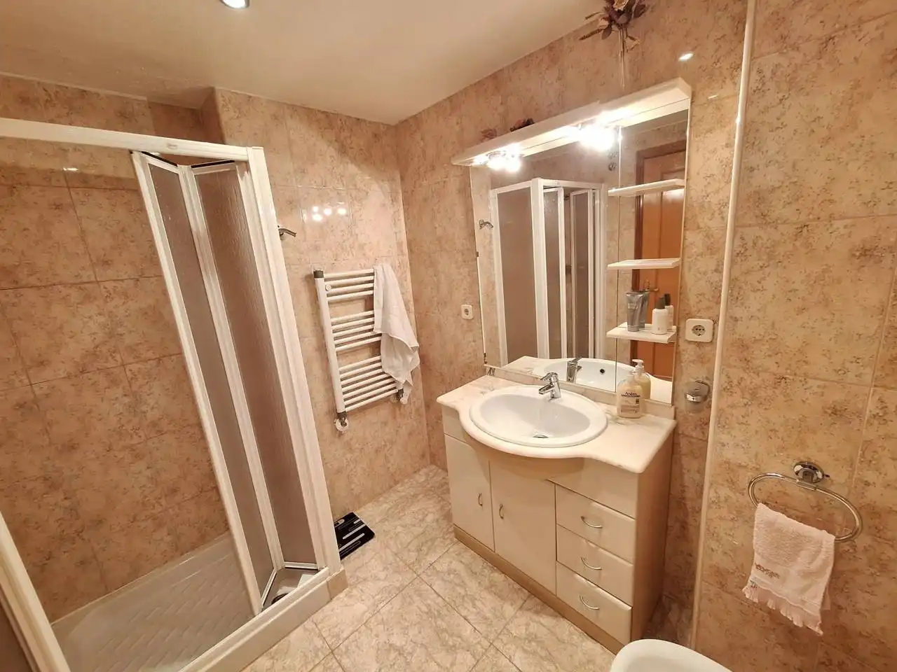 Baño de Piso en venta en Valdemoro con Aire acondicionado, Calefacción y Parquet