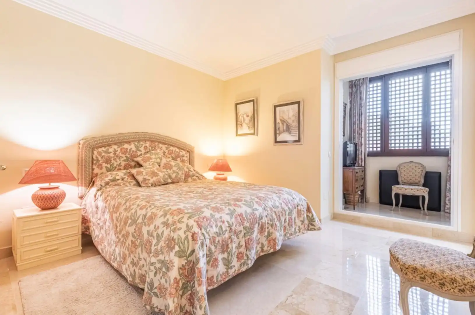 Home with pool for sale in Nueva Andalucía, imagen 9