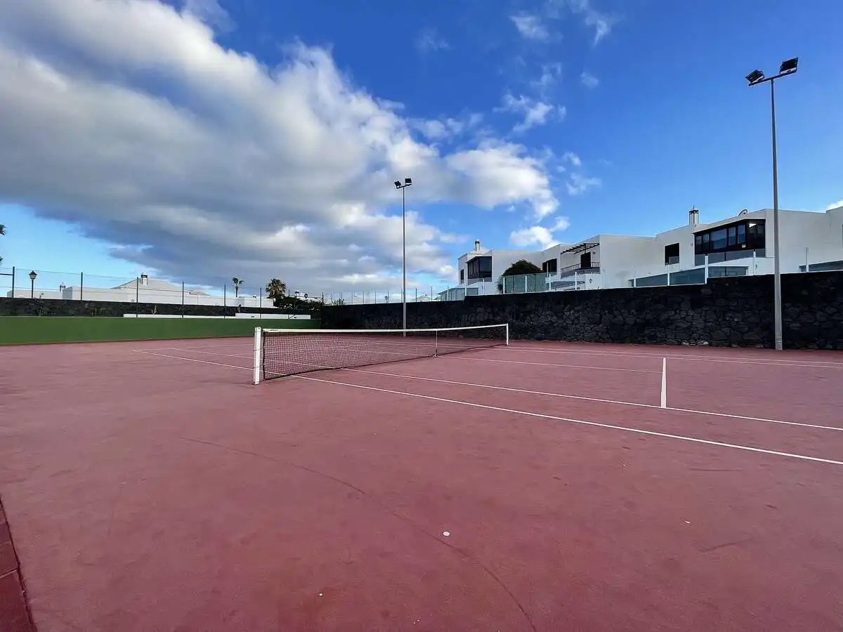 Vista exterior de Dúplex en venta en Teguise con Terraza, Trastero y Amueblado
