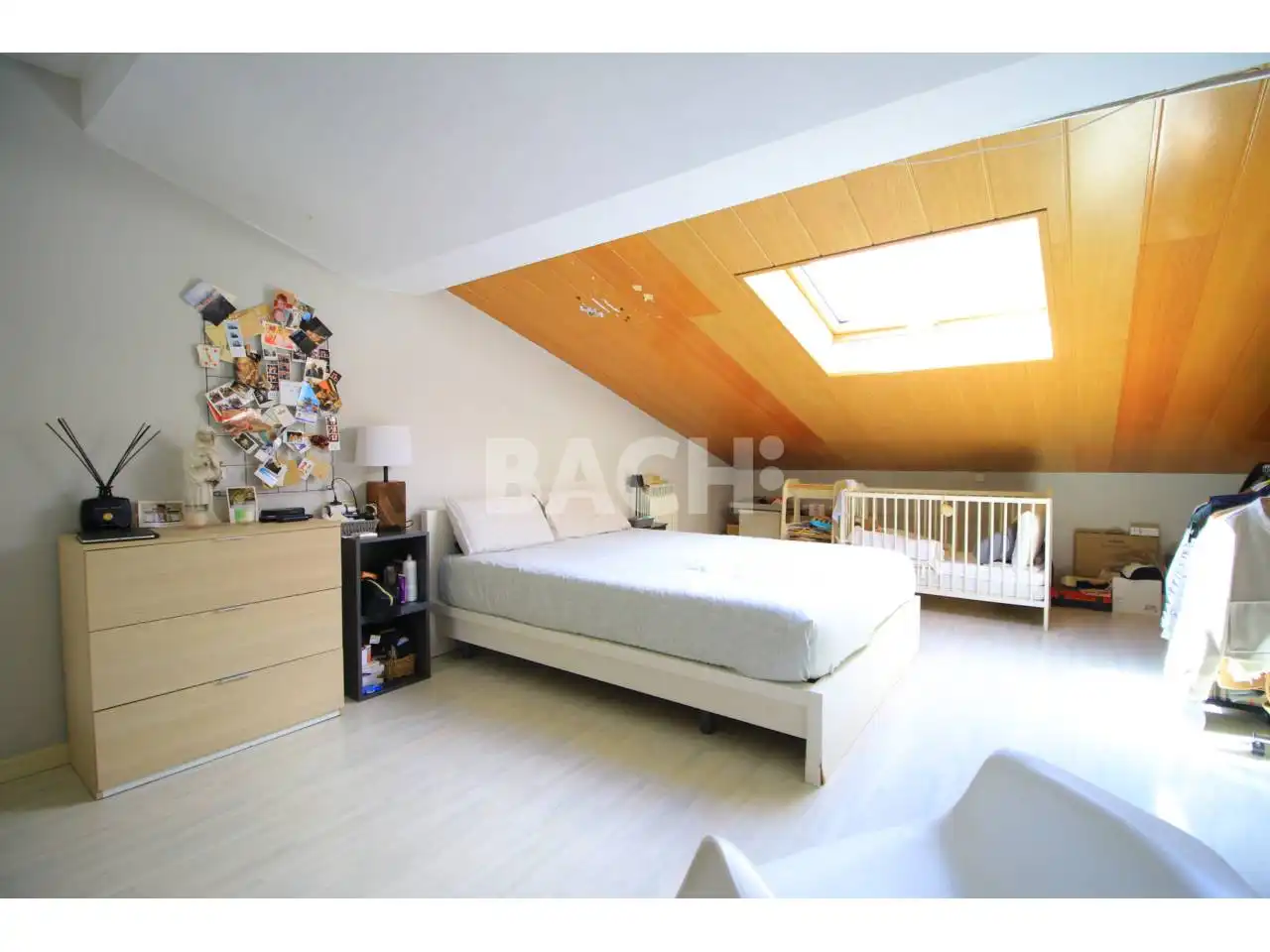 Habitación de Ático en venta en Vic con Aire acondicionado, Calefacción y Parquet