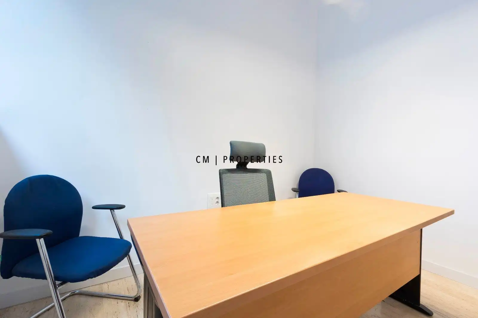 Büro zur Miete in Campos Crespo 16, Safranar