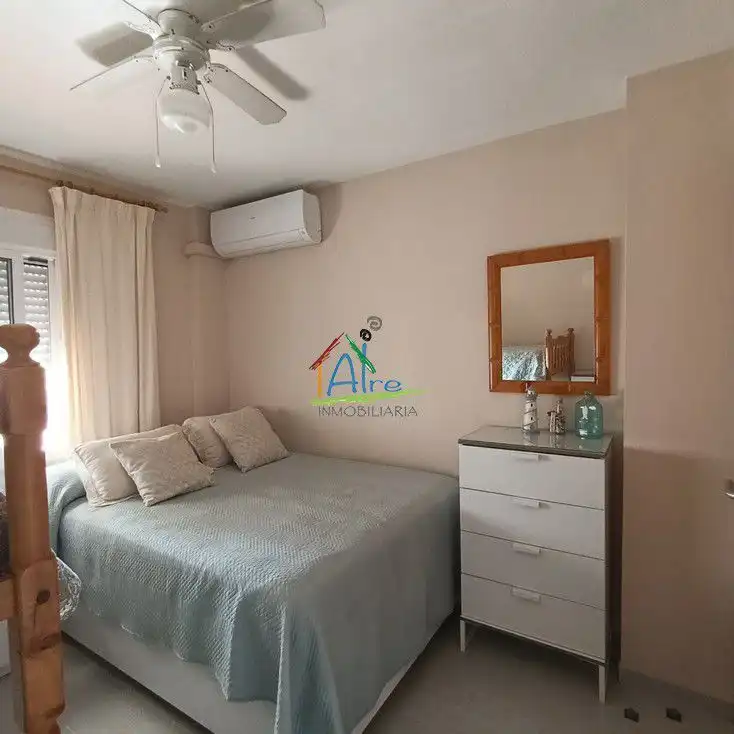 Dormitori de Apartament en venda en Almonte amb Aire condicionat, Terrassa i Piscina comunitària