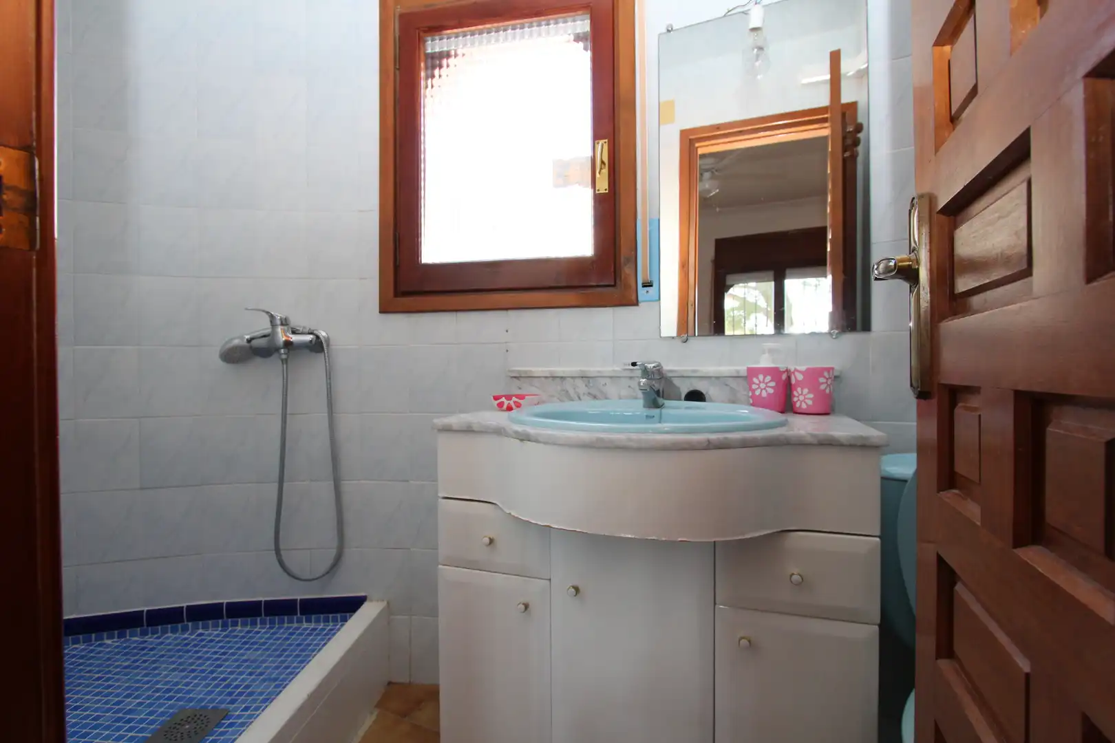 Bany de Casa o xalet en venda en Mont-roig del Camp amb Aire condicionat, Jardí privat i Terrassa