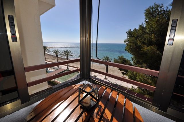 Dormitori de Pis en venda en Vandellòs i l'Hospitalet de l'Infant amb Aire condicionat, Terrassa i Moblat