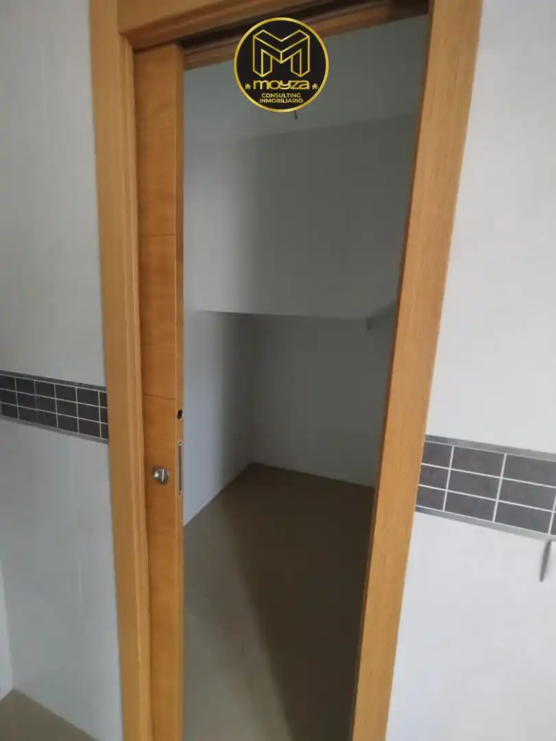Casa o chalet en venta en Fuerte del Rey con Terraza