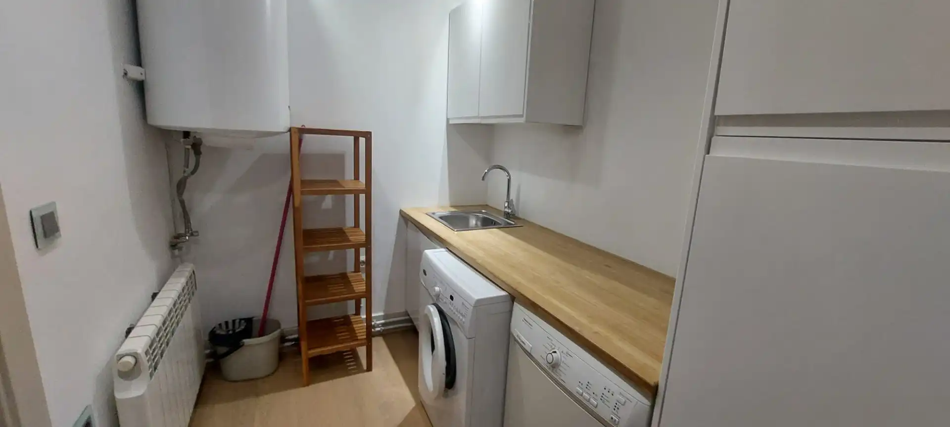 Cuina de Apartament de lloguer en Murcia amb Aire condicionat, Calefacció i Moblat