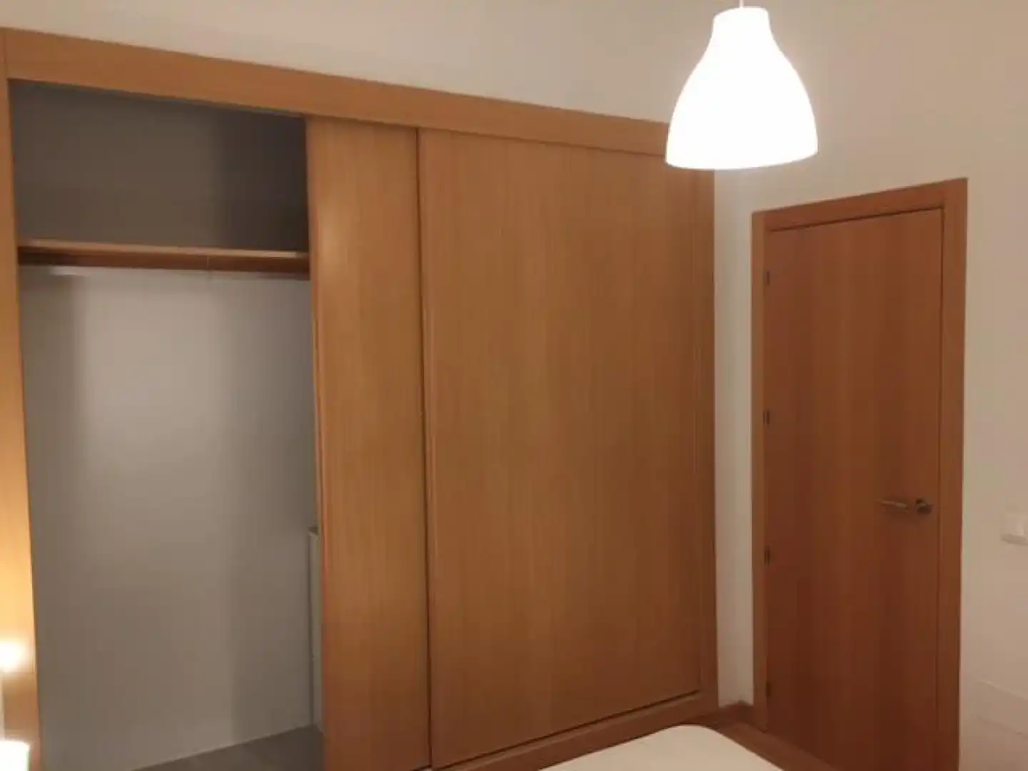 Habitación de Apartamento de alquiler en Málaga con Aire acondicionado, Amueblado y Horno