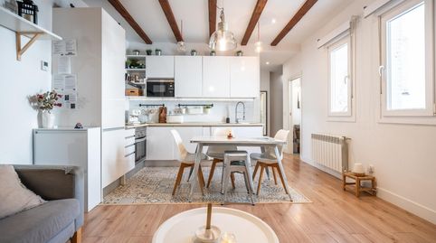 Foto 2 de Piso en venta en Castillejos - Cuzco, Madrid Capital