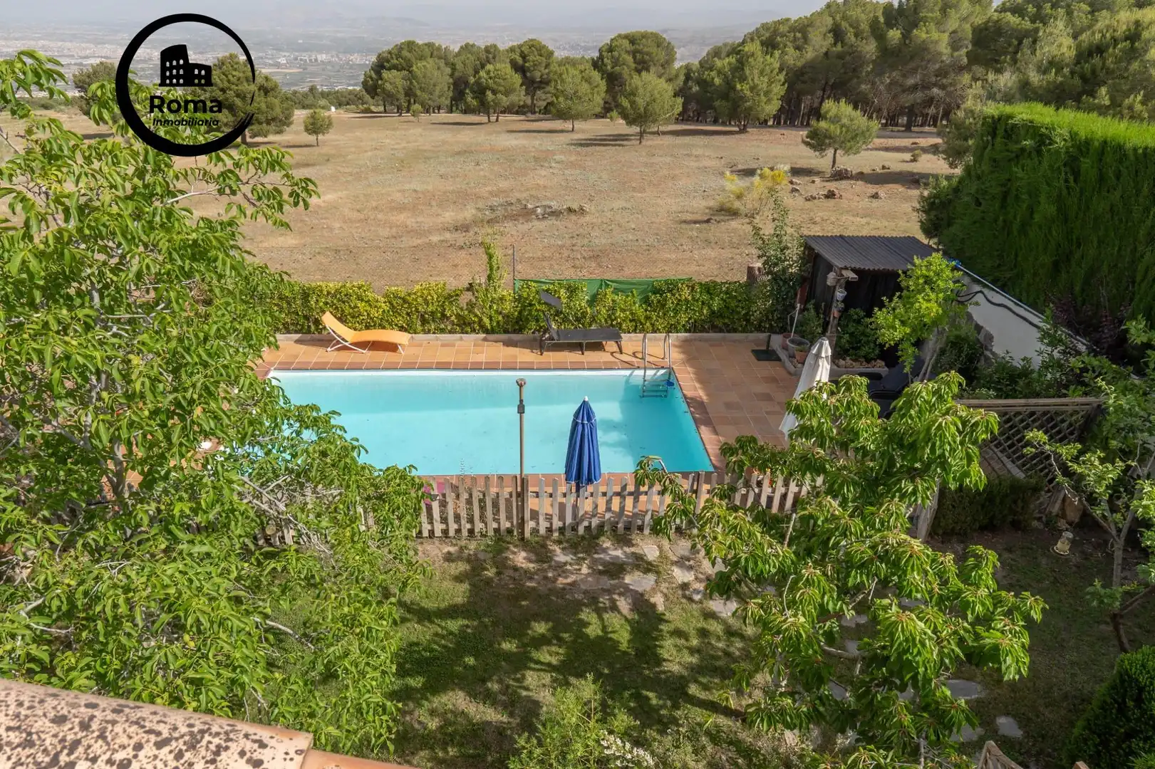 Piscina de Casa o xalet en venda en La Zubia amb Aire condicionat, Calefacció i Jardí privat