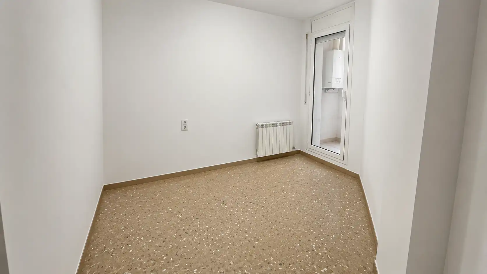Habitación de Piso en venta en Terrassa con Aire acondicionado y Calefacción