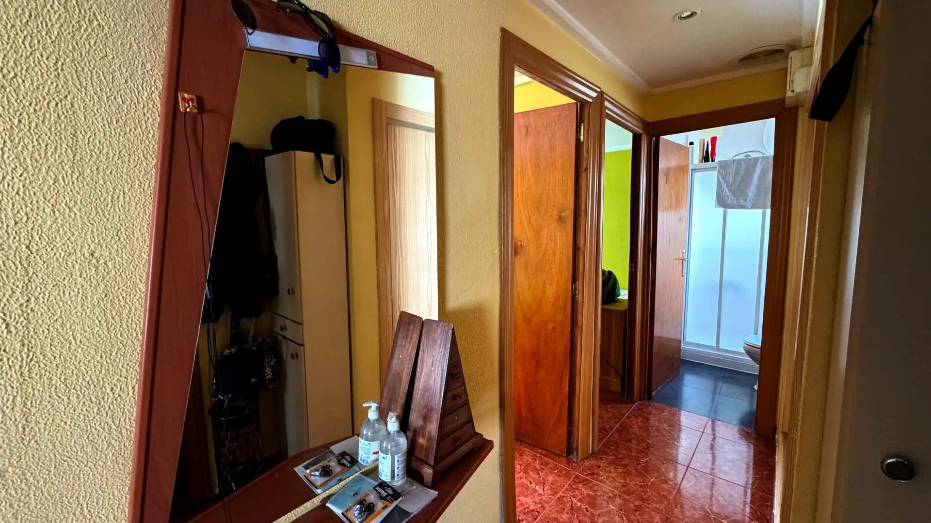 Flat for sale in Elda  with Air Conditioner, Heating and Balcony