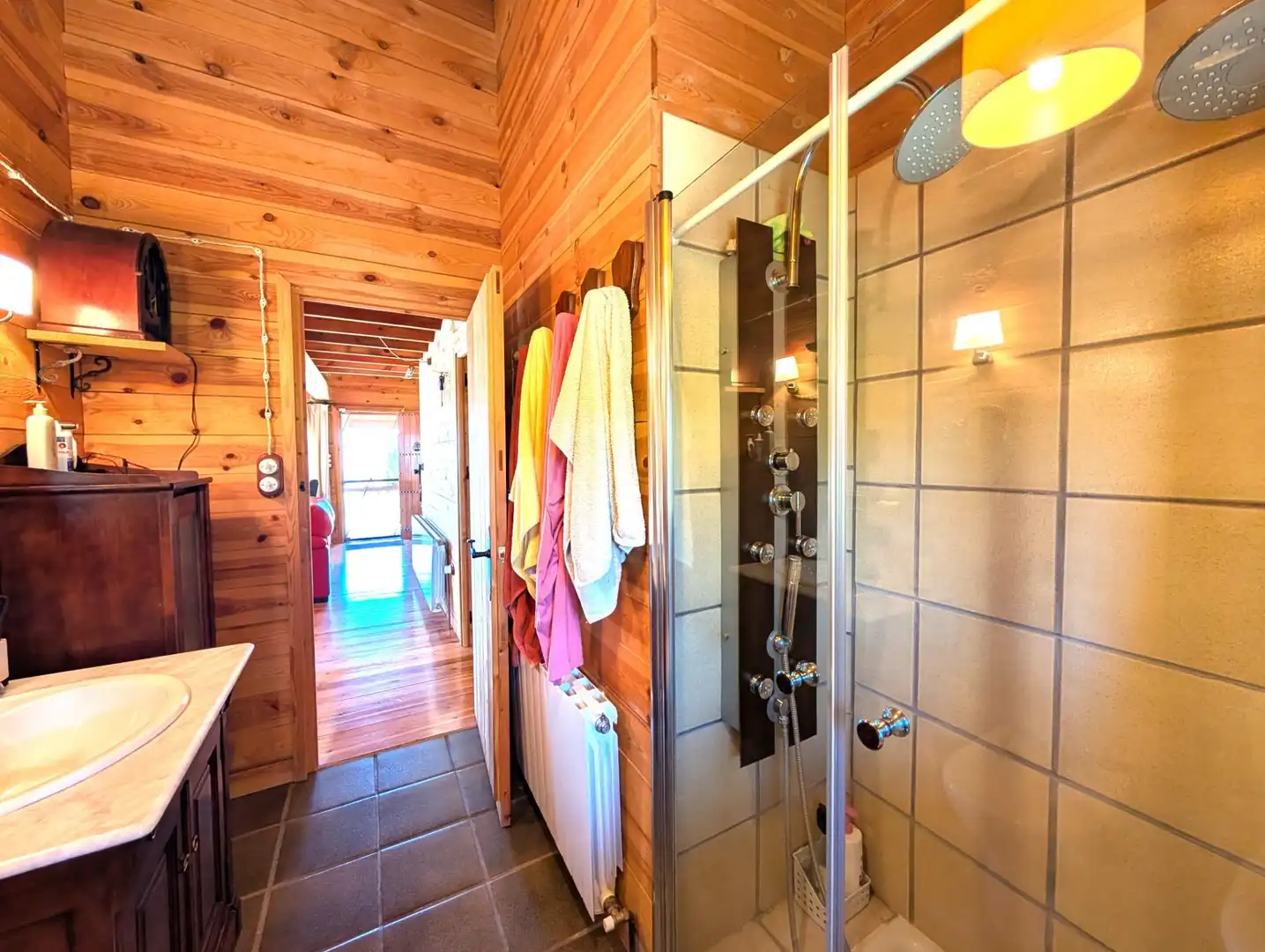 Baño de Finca rústica en venta en Moratalla con Calefacción, Jardín privado y Amueblado
