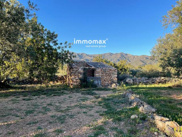 Terreno en Venta en 28 en Tivenys