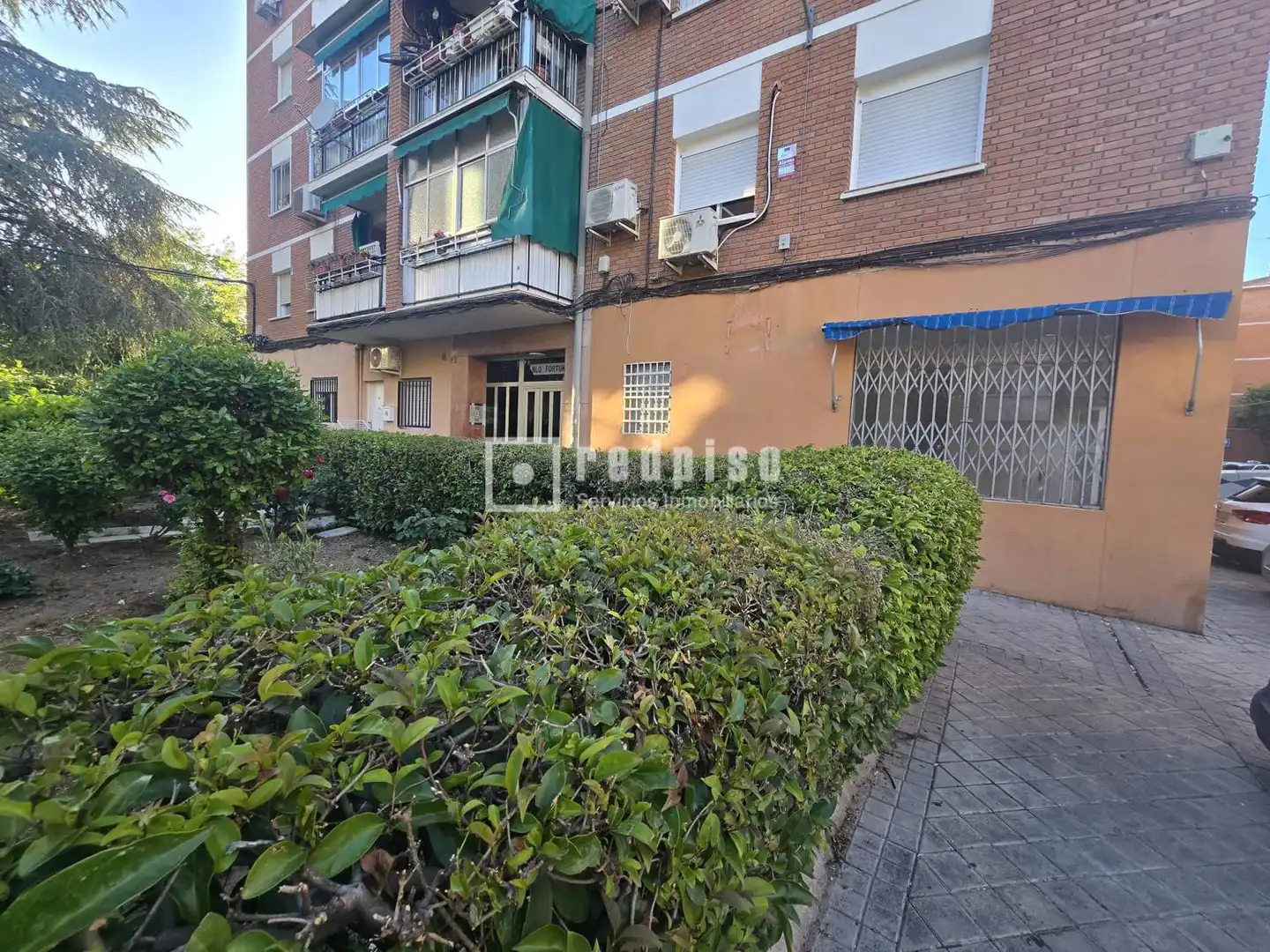 Vista exterior de Local en venta en Torrejón de Ardoz con Terraza