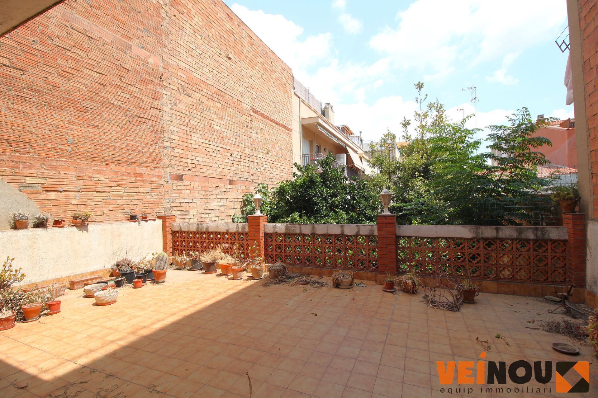 Garden of Single-family semi-detached for sale in Cornellà de Llobregat  with Terrace and Balcony