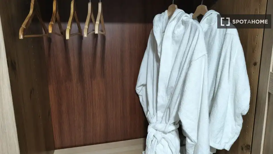 Schlafzimmer von Wohnung zur untervermieten in Bilbao  mit Klimaanlage, Heizung und Möbliert