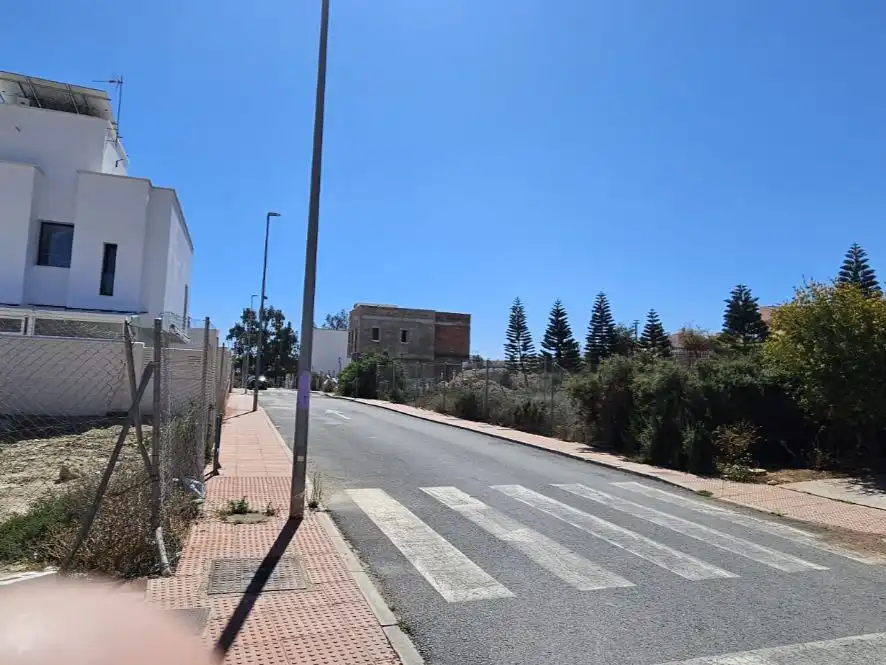 Terreny residencial en venda a Calle el Azor 1, imagen 2