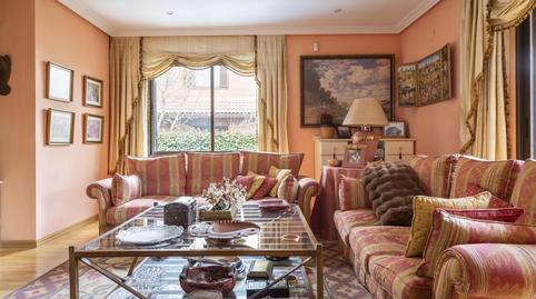 Photo 3 of Single-family semi-detached for sale in C. de Burriana, Corralejos - Campo de las Naciones,  Madrid Capital