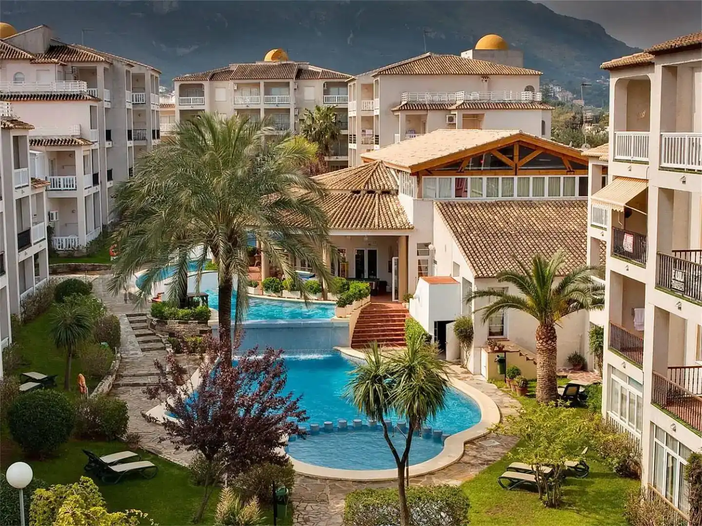 Piscina de Apartamento en venta en Dénia con Aire acondicionado y Balcón