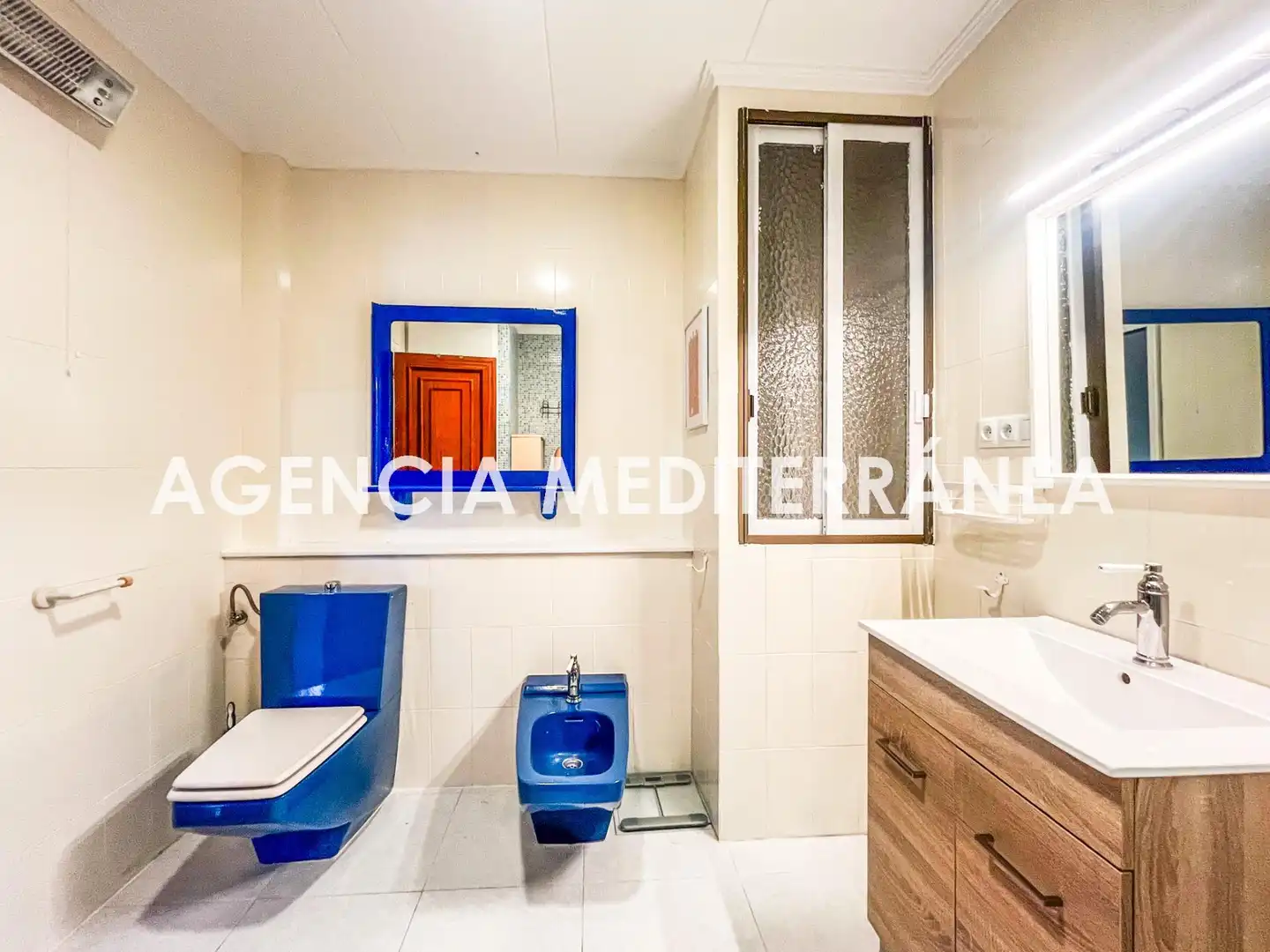 Bathroom of Flat for rent in Picassent  with Balcony