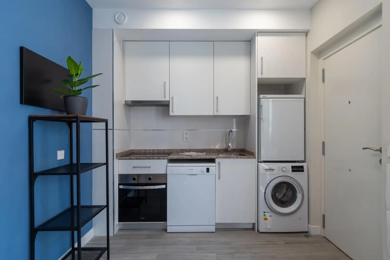 Kitchen of Study for rent in Madrid  with Air Conditioner, Heating and Furnished