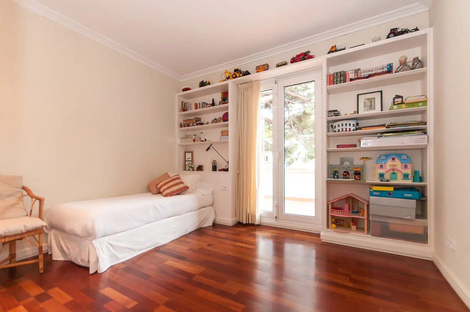 Bedroom of Houses for rent in Sant Just Desvern  with Air Conditioner, Heating and Terrace