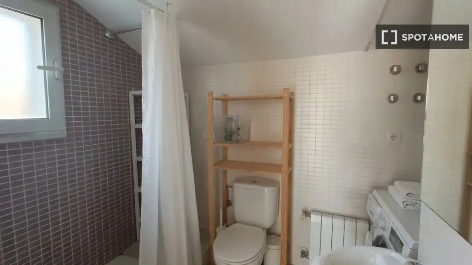 Appartamento con terrazza in affitto a Sant Martí, imagen 6