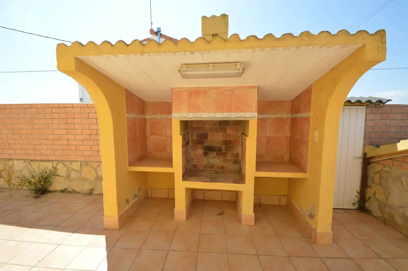 Terrassa de Casa o xalet en venda en Vinaròs amb Aire condicionat, Calefacció i Jardí privat