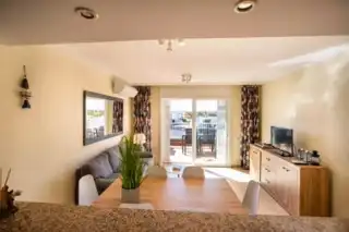 Living room of Flat for sale in Empuriabrava  with Air Conditioner, Terrace and Furnished