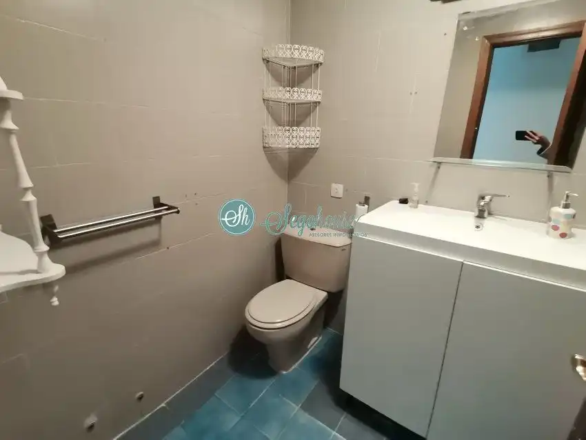 Baño de Piso en venta en Segovia con Calefacción, Parquet y Terraza