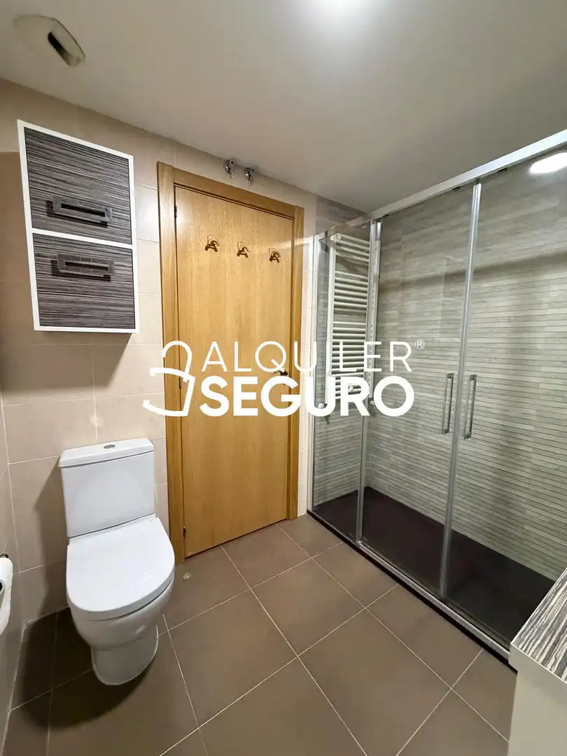 Baño de Piso de alquiler en Rivas-Vaciamadrid con Aire acondicionado, Calefacción y Trastero