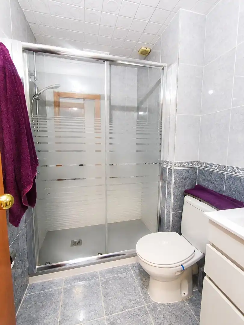 Bany de Pis en venda en Calella amb Aire condicionat, Traster i Balcó