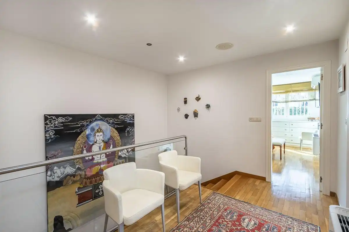 Casa amb terrassa en venda a Calle ZORAYA, imagen 26
