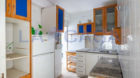 Foto 5 de Piso en venta en Calle Guadalcanal, Cruz Roja, Sevilla Capital