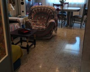 Sala d'estar de Casa o xalet en venda en Barbastro amb Aire condicionat, Terrassa i Balcó