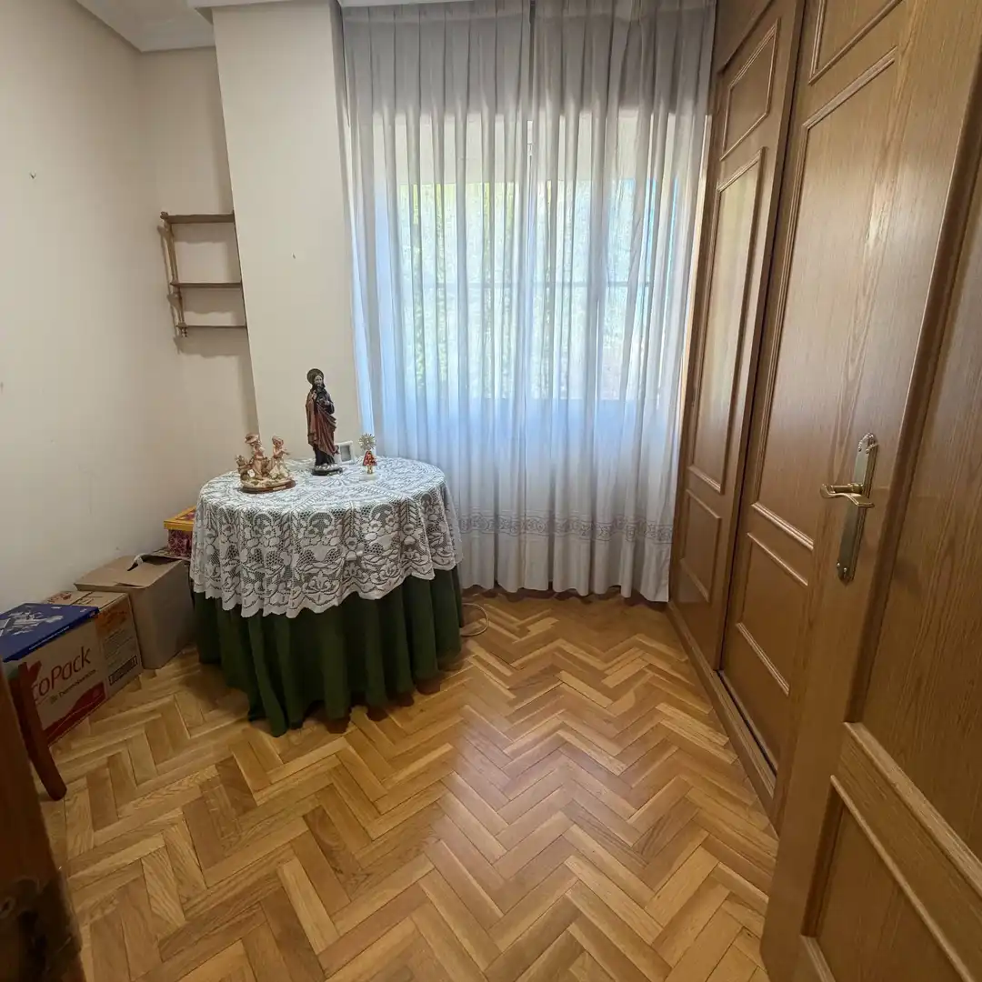 Comedor de Piso en venta en Madrid con Piscina comunitaria