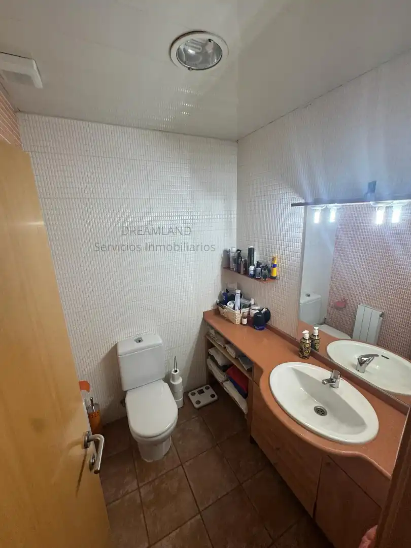 Bathroom of Houses for sale in Piera  with Air Conditioner and Heating