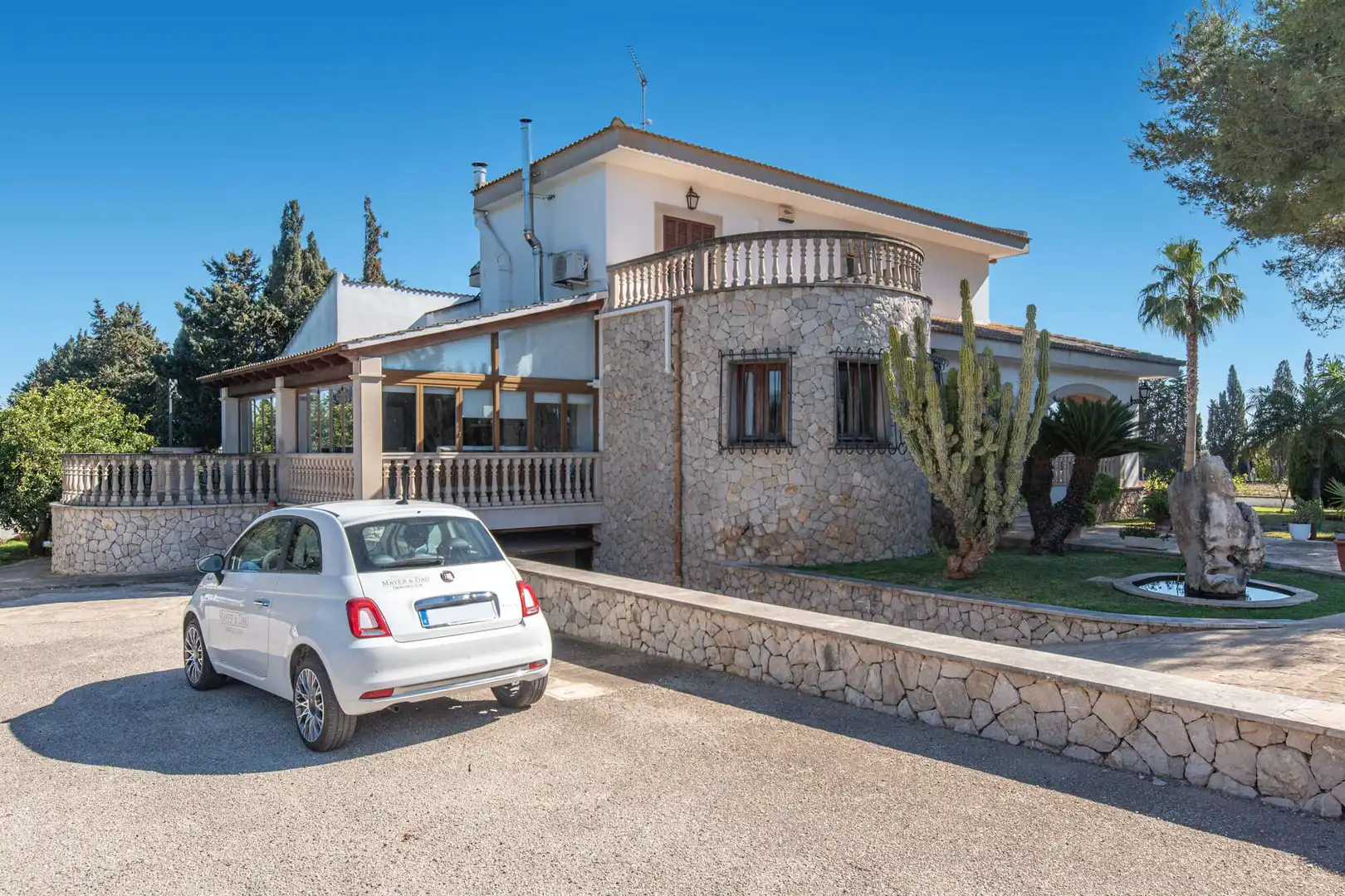 Vista exterior de Finca rústica en venda en Lloseta amb Aire condicionat, Calefacció i Parquet