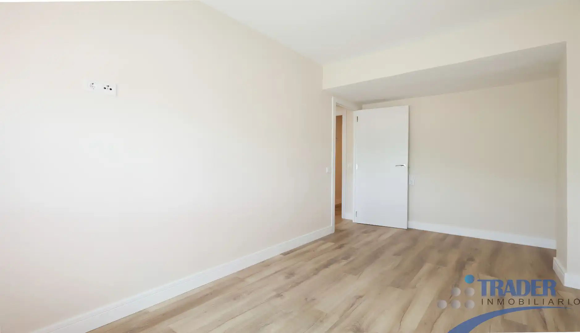 Habitación de Piso en venta en Alcorcón con Calefacción, Jardín privado y Terraza