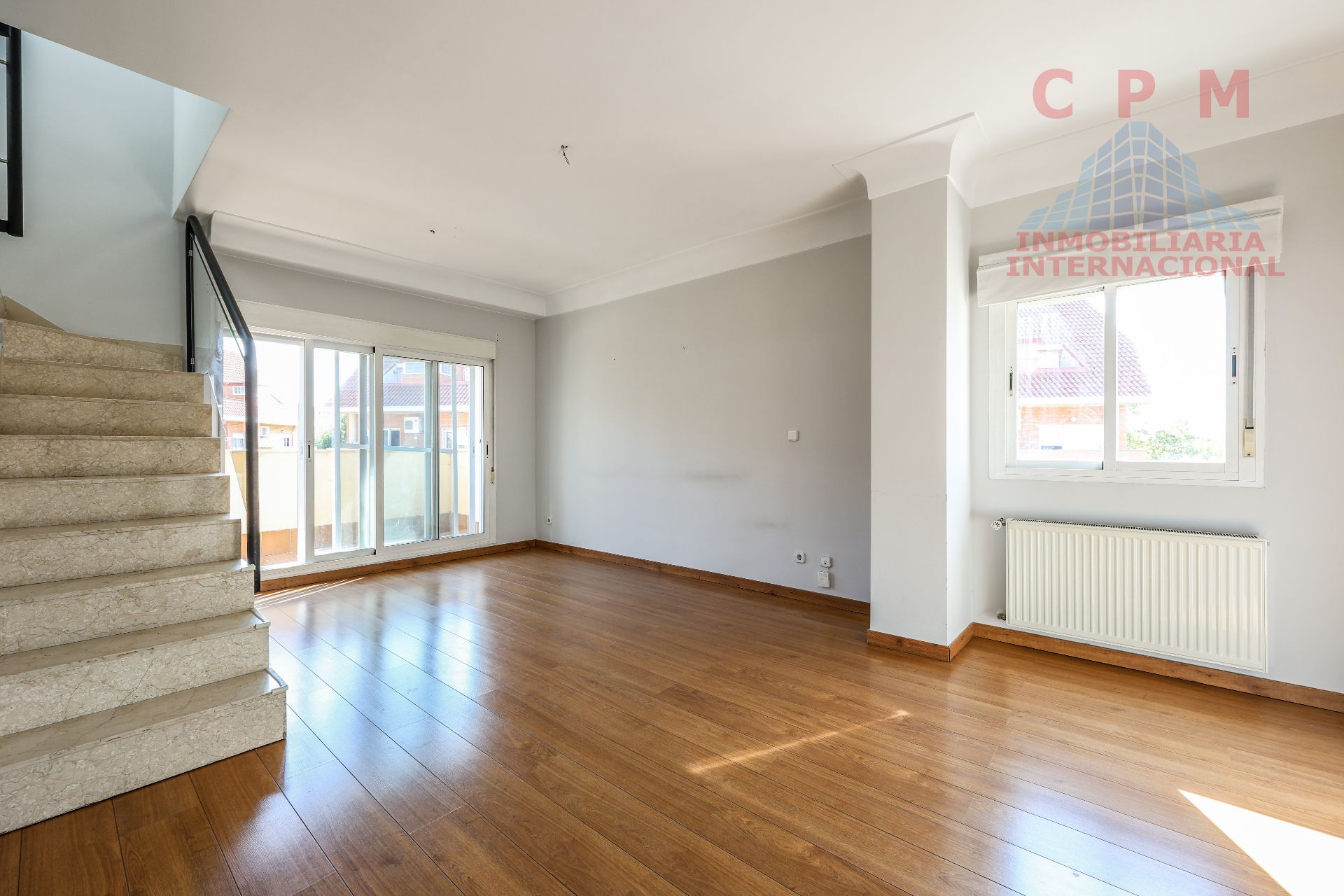 Sala de estar de Dúplex de alquiler en  Madrid Capital con Aire acondicionado, Calefacción y Parquet